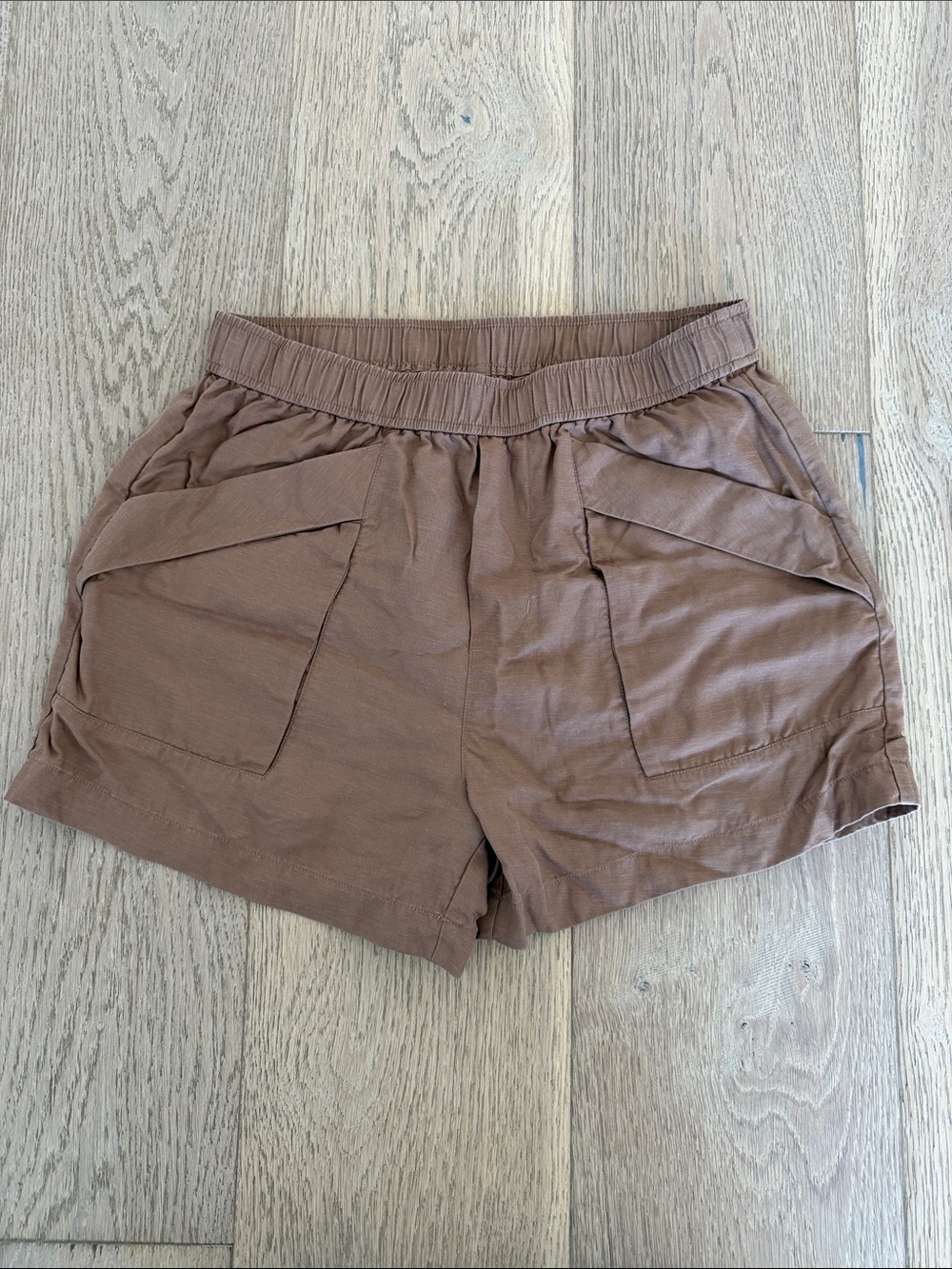 Vuori Women's Athletic Shorts in Brown